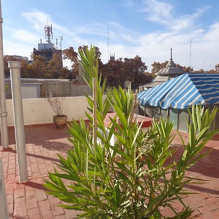 Malbec Hostel Central Mendoza Exterior photo
