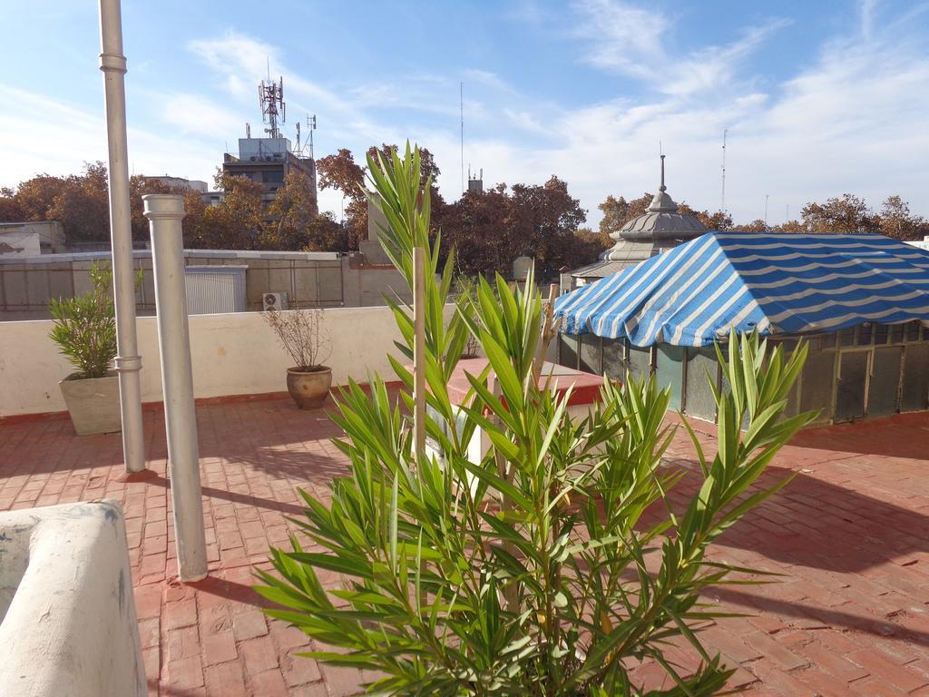 Malbec Hostel Central Mendoza Exterior photo